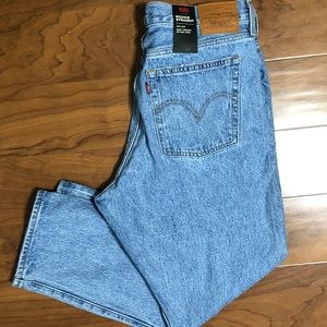 NWT Levi’s Wedgie Straight Jeans